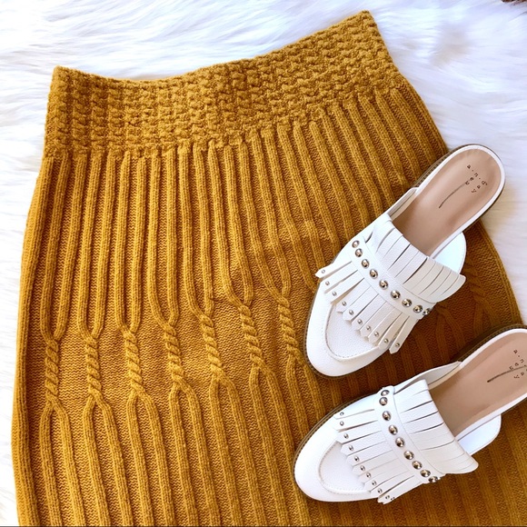 ANTHRO Far Away From Close Bellevue Mustard Skirt - Picture 3 of 7